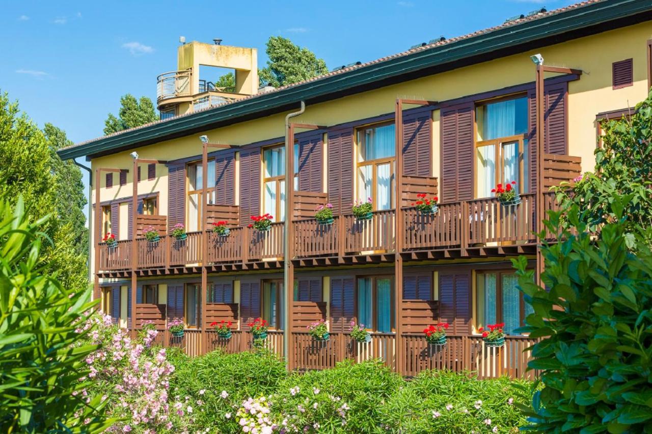Hotel Golf Inn Lignano Sabbiadoro Luaran gambar